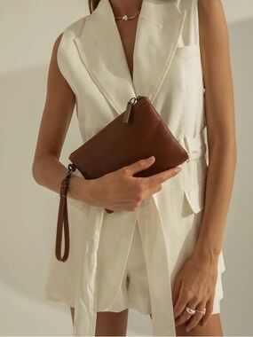 Stitch & Hide ‘Cassie’ Leather Clutch